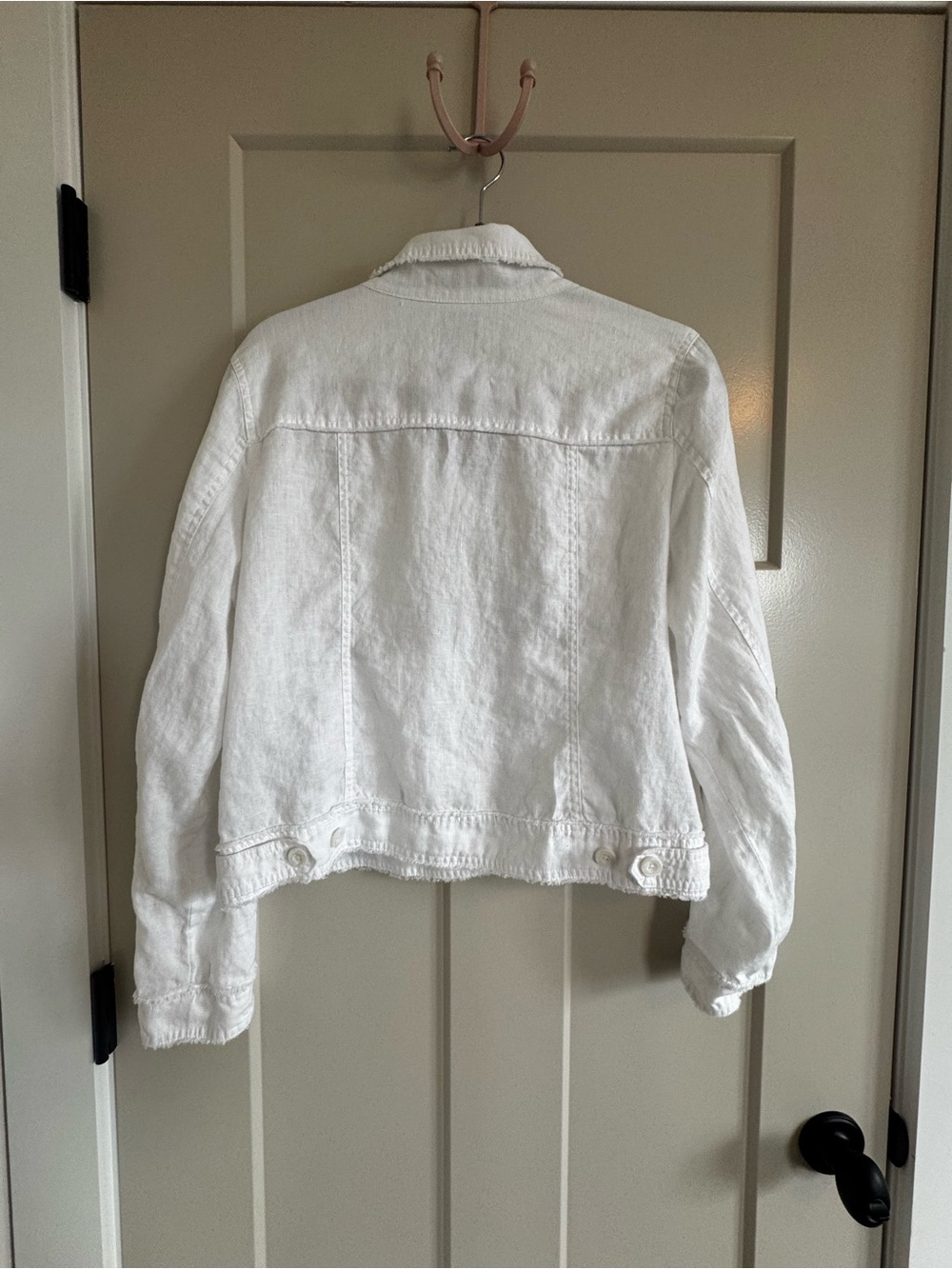 Tommy Bahama Women's Two Palms Linen Raw Edge Jacket in White - Picture 3 of 11
